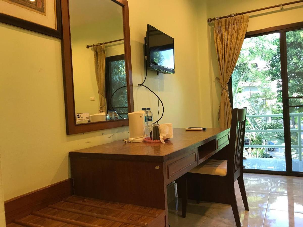 Kasemsuk Guesthouse SHA Extra plus Karon Extérieur photo