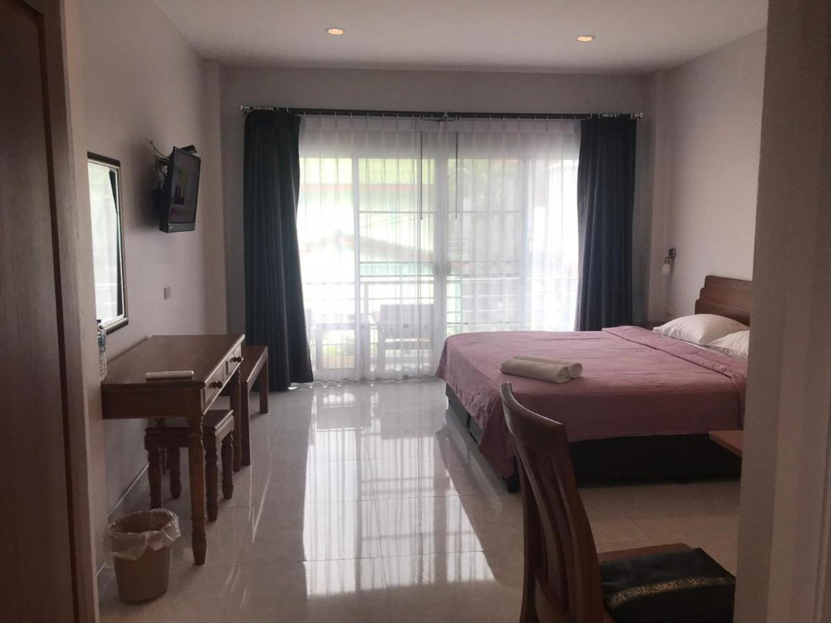 Kasemsuk Guesthouse SHA Extra plus Karon Extérieur photo
